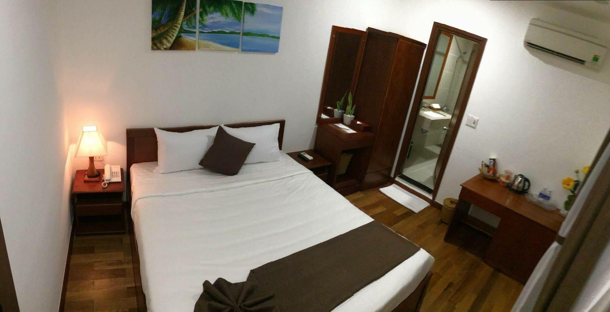 Ocean Flower Hotel دا نانغ المظهر الخارجي الصورة